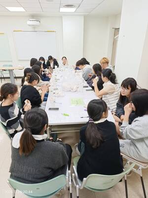 社員討論互動4圖片