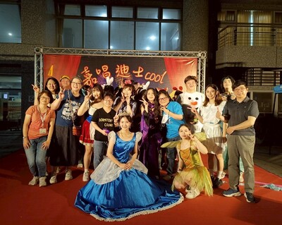 113(2)嘉唱迪士cool- 學務組長、評審、師長、宿舍自治會全體大合照1圖片