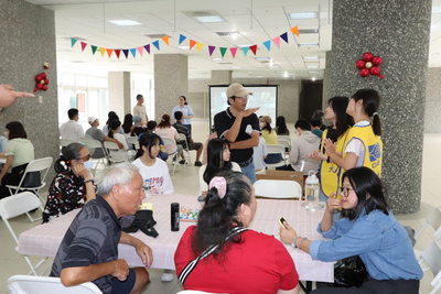 新生入住家長座談會現場3圖片