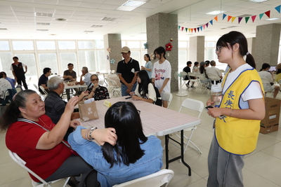 新生入住家長座談會現場1圖片