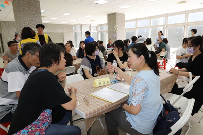 新生入住家長座談會現場5圖片