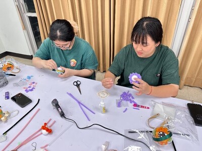 同學創作小煤球過程圖片