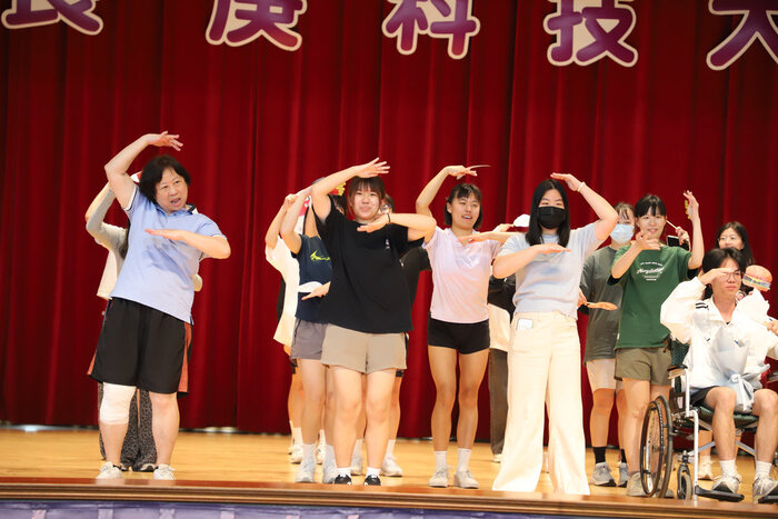 創意進場_4N201班_導師同台表演