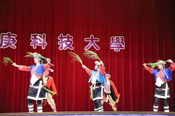臺灣鄒族文化舞蹈表演2
