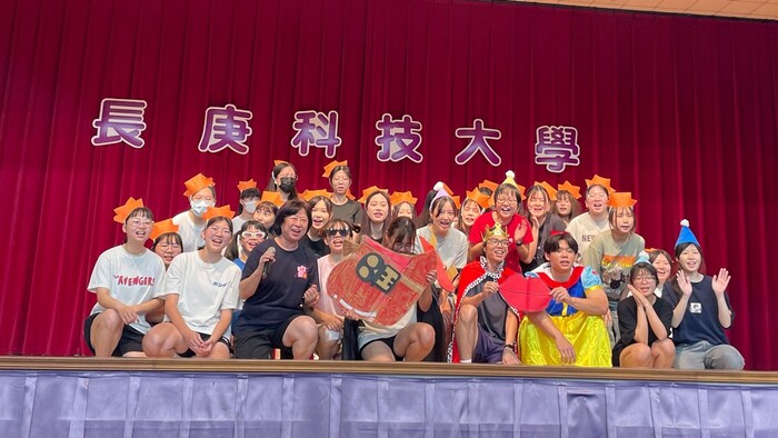 創進進場_四技護理系1年1班_表演過程5圖片