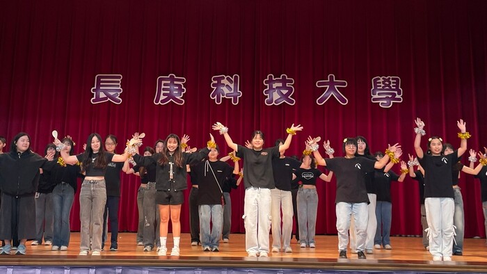 創意進場_四技護理系3年3班圖片