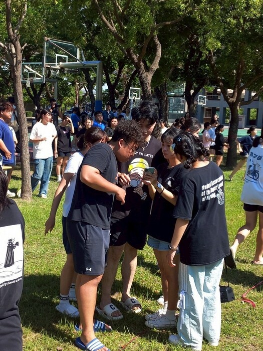 師生趣味競賽2_清涼一夏_比手畫腳圖片