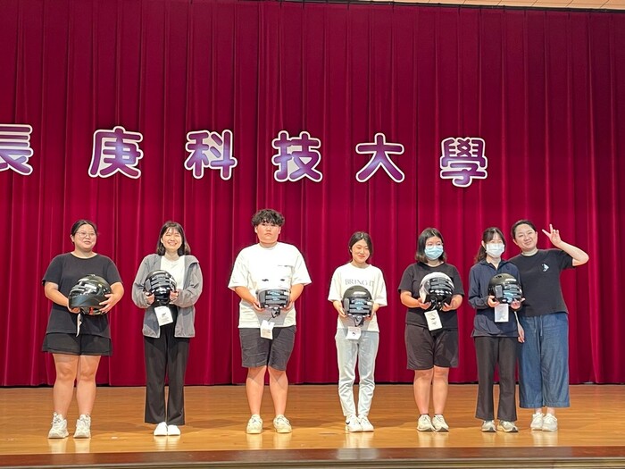 交通安全常識闖關暨九宮格投擲摸彩活動頒獎圖片