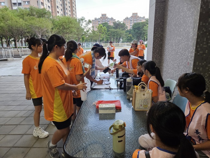 學生簽到圖片